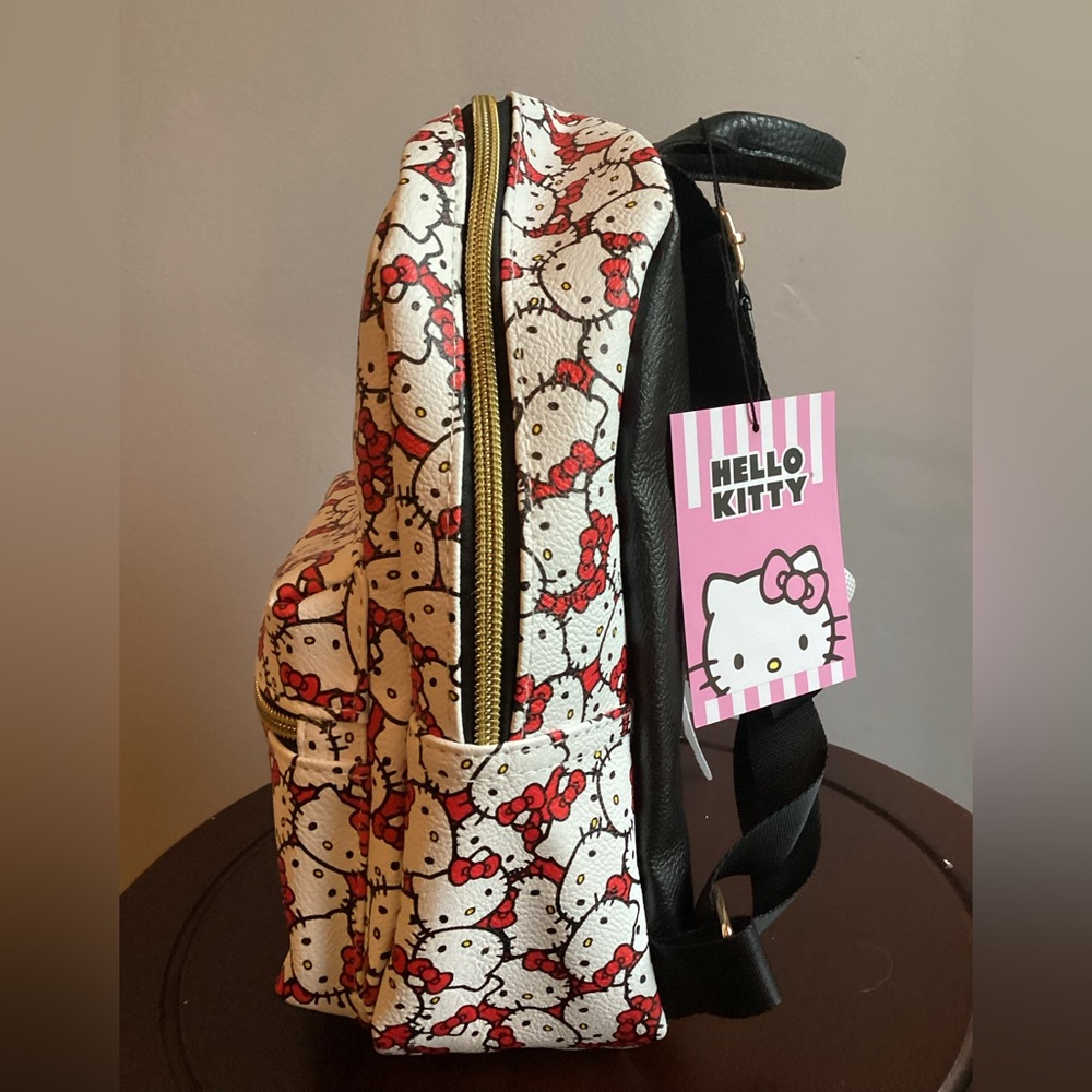 Hello Kitty mini backpack - Picture 4 of 11